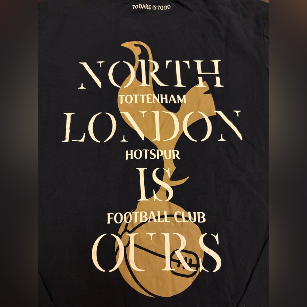 Tottenham Hotspur Crest Long Sleeve T-Shirt - Navy Size Small NWT Official Merch
